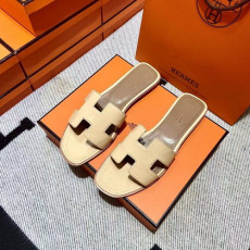 에르메스 올수공 오란 슬리퍼 샌들 페이던트 40